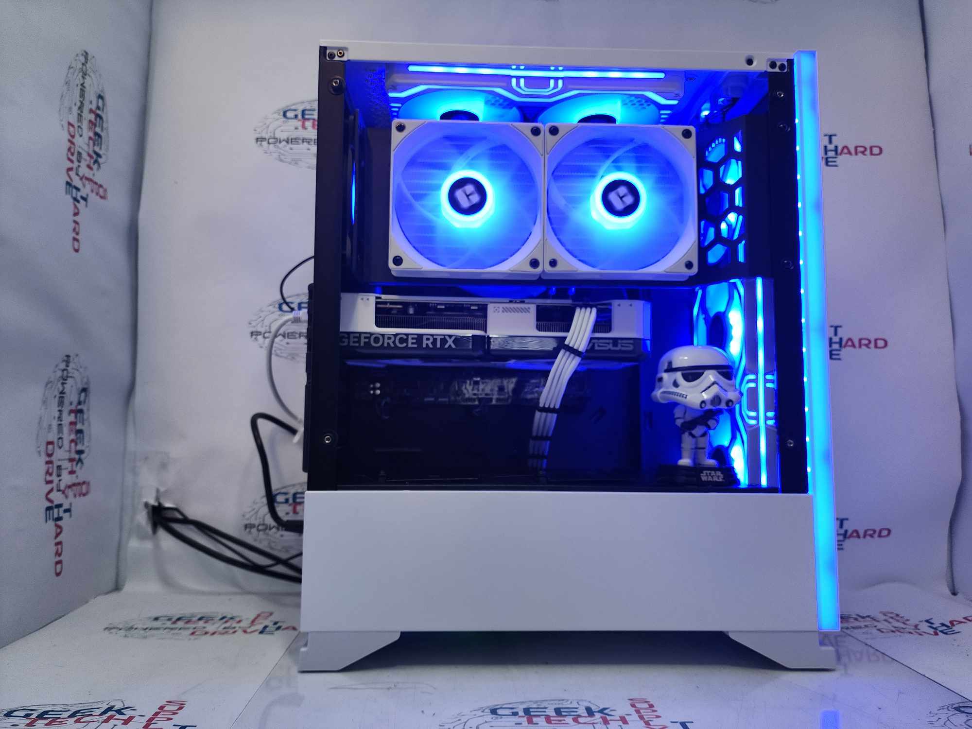 Pinnacle Legendary Desktop Gaming PC Computer Ryzen 5 RTX 4070 1tb NVMe 32GB DDR5 AIO White S5 - Geek Tech