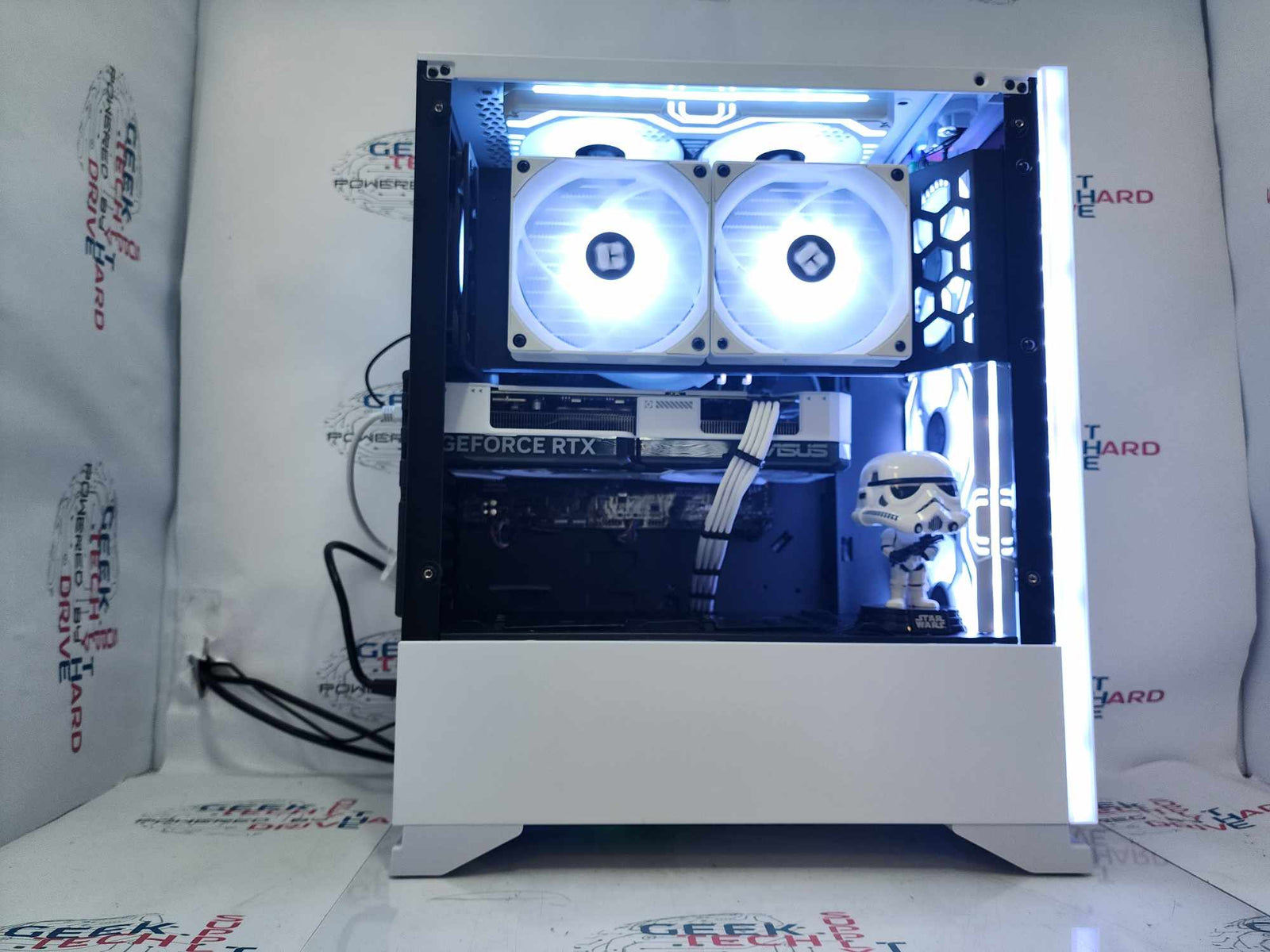 Pinnacle Legendary Desktop Gaming PC Computer Ryzen 5 RTX 4070 1tb NVMe 32GB DDR5 AIO White S5 - Geek Tech