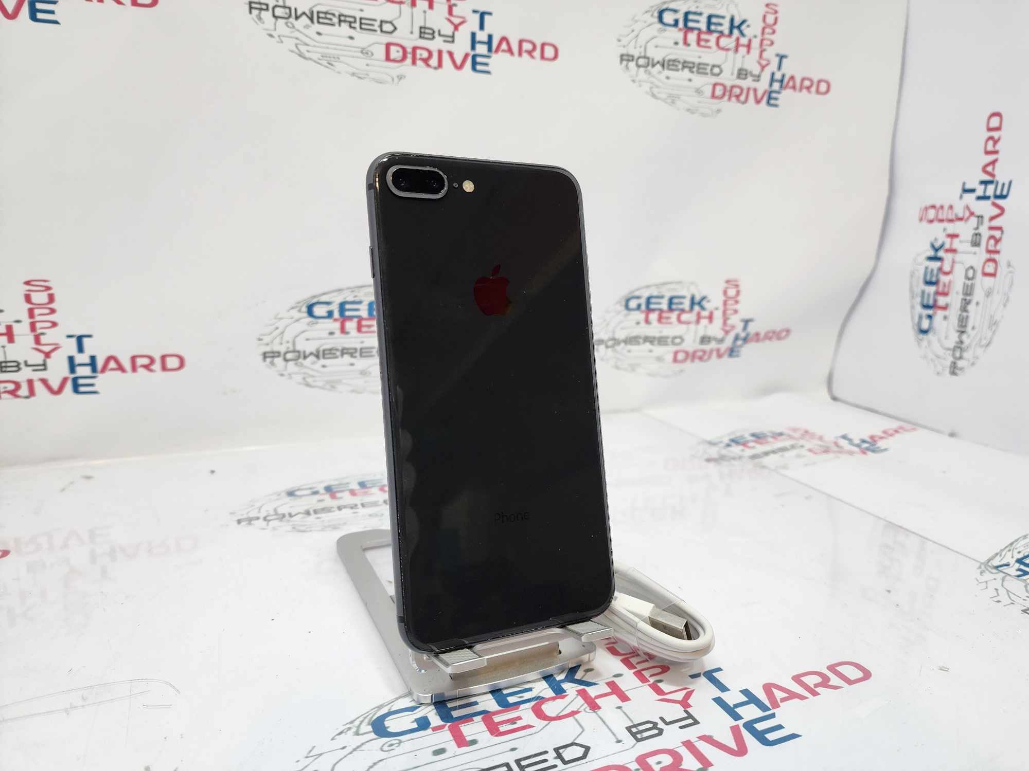 CDMA Unlocked Apple iPhone 8+ Plus A1864 64GB Space Gray | B Grade - Geek Tech