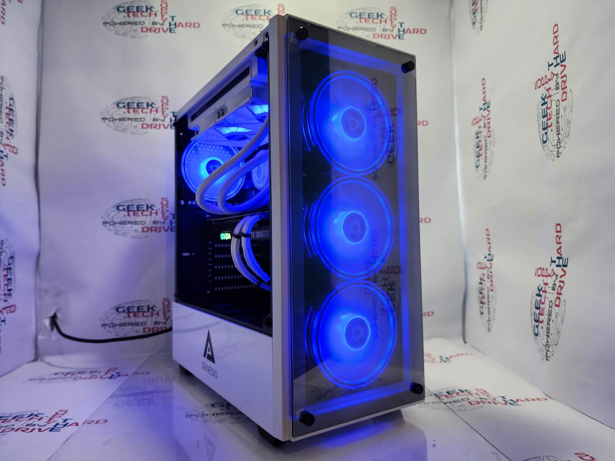 Genesis Custom Gaming Desktop PC Computer 12th Gen i5 6-Core SSD RTX 3080 Ti Liquid WiFi White - Geek Tech