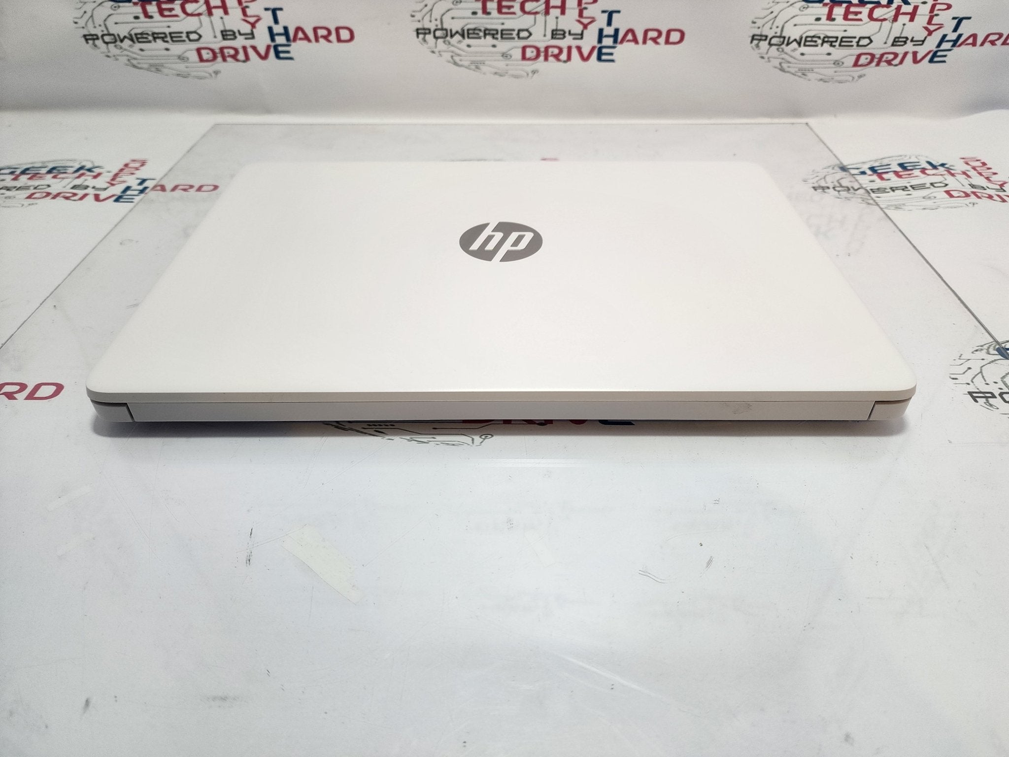 HP 14" 14-dq0052dx Windows 11 Laptop 64gb eMMC 4gb DDR4 Webcam White | A Grade - Geek Tech